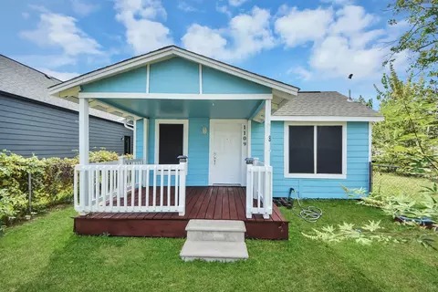 1109 Carver St, Baytown, TX 77520