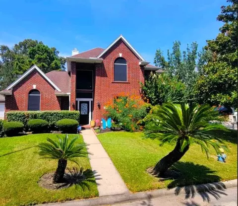 18402 Spinner Court Dr, Humble, TX 77346