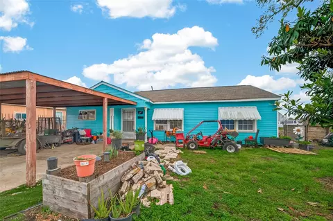 7355 Iwo Jima Rd, Houston, TX 77033