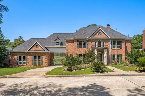 24611 W Kingscrest Cir, Spring, TX 77389