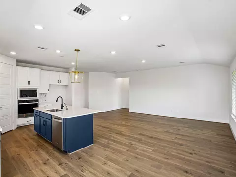 Kitchen - 3003 Clapbread Ln, Rosenberg, TX 77471 photo 1 of 4