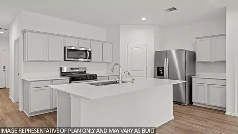 16418 Pinebrook Leaf Ln, Magnolia, TX 77355
