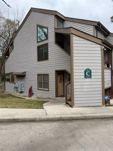 3900 Aspen Dr #108, Montgomery, TX 77356