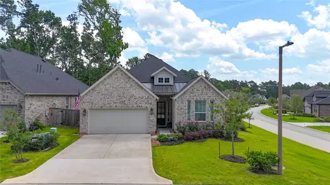 204 Bronzewood Terrace Ct, Willis, TX 77318