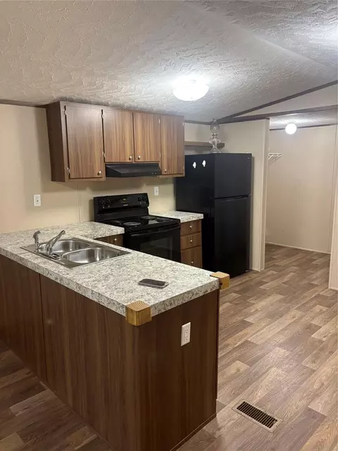 Kitchen - 1311 Big Hawg Dr, Trinity, TX 75862 photo 1 of 3