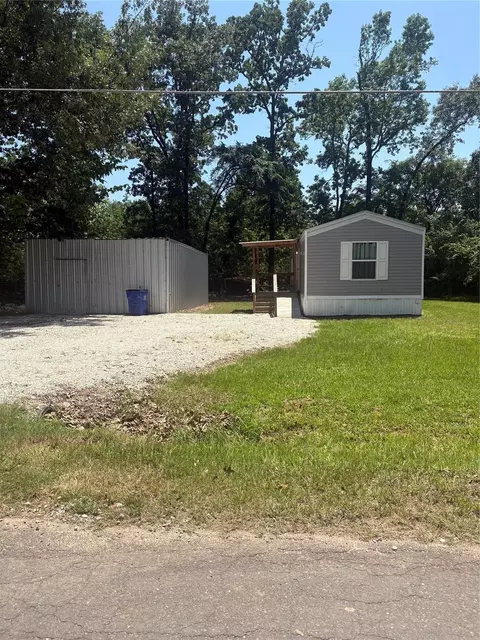 1311 Big Hawg Dr, Trinity, TX 75862