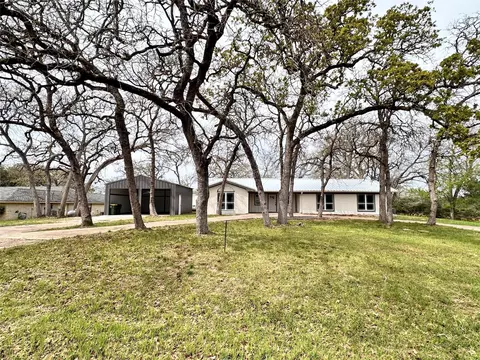 73 Fairway Dr, Normangee, TX 77871