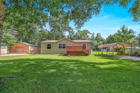 9081 White Oak Dr, Conroe, TX 77384 photo 1