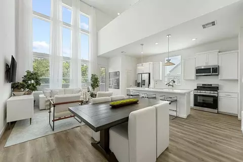 1128 Highland Row Ln, Houston, TX 77091