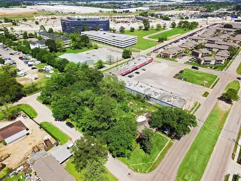 8126 W Tidwell Rd, Houston, TX 77040