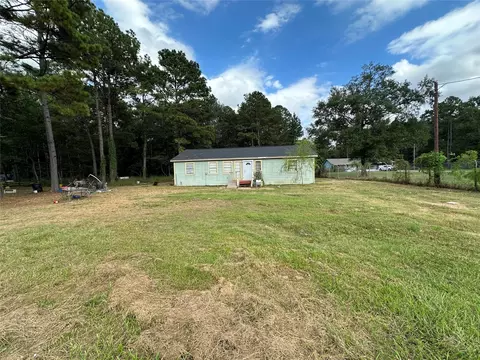700 Butler Dr, Cleveland, TX 77328