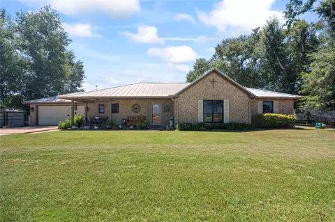 38973 Addie Gee Rd, Hempstead, TX 77445