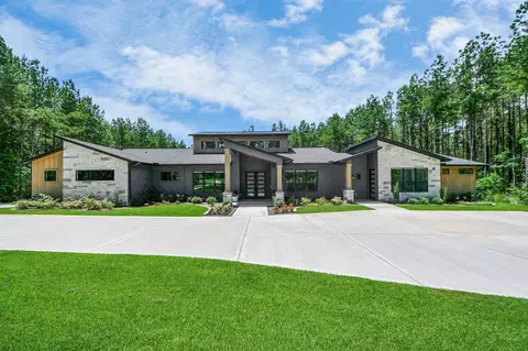 12784 Oak Barrel Rd, Willis, TX 77378