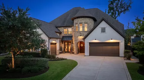 33 N Waterbridge Dr, Tomball, TX 77375