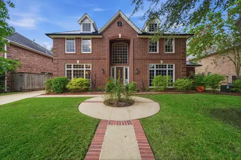 14 Hilshire Grove Ln, Hilshire Village, TX 77055