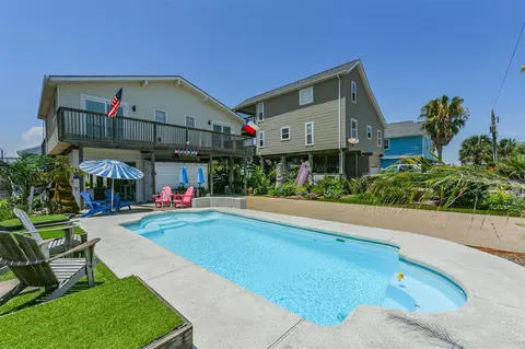 22112 Yoakum Dr, Galveston, TX 77554