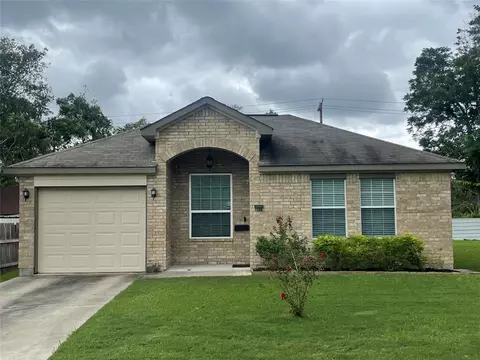 1508 7th St, Rosenberg, TX 77471 photo 1