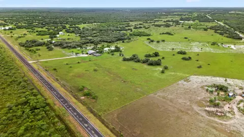 172 Highway 202, Refugio, TX 78377 photo 9