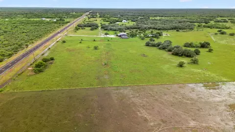 172 Highway 202, Refugio, TX 78377 photo 15
