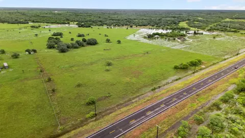 172 Highway 202, Refugio, TX 78377 photo 11