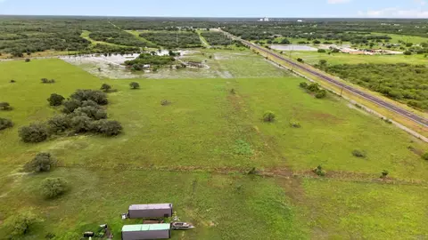 172 Highway 202, Refugio, TX 78377 photo 12