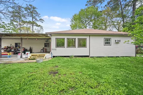 2137 Honey Tree St, Conroe, TX 77385