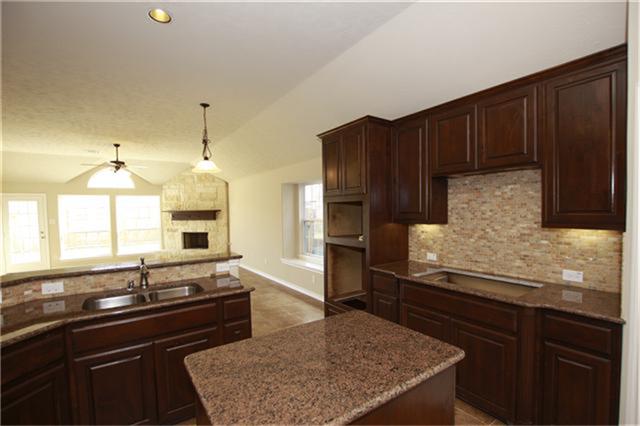 30422 Deleon Flds, Spring, TX 77386 photo 1