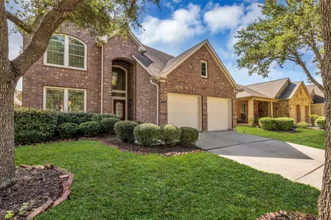 2807 Arbor Brook Ln, Pearland, TX 77584