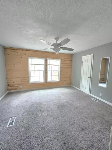 304 N Walnut Dr, Trinity, TX 75862 photo 7