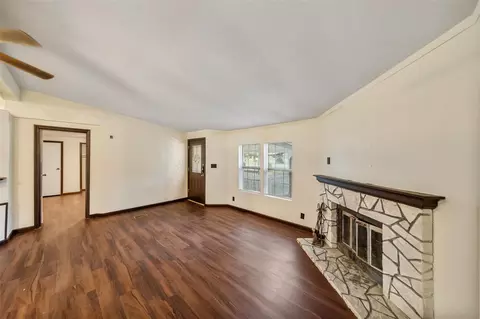 Living - 110 Charlies Lane Ln, Trinity, TX 75862 photo 5 of 8