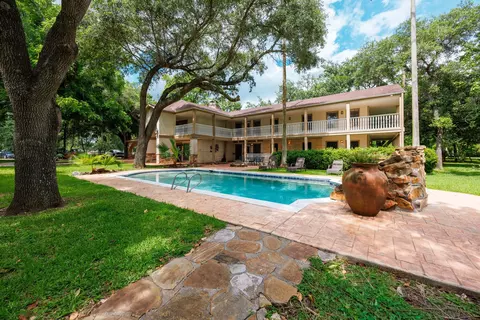 1347 Siedel Rd, Brookshire, TX 77423