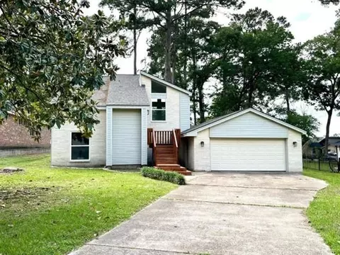 15207 Jamaica Dr, Willis, TX 77318