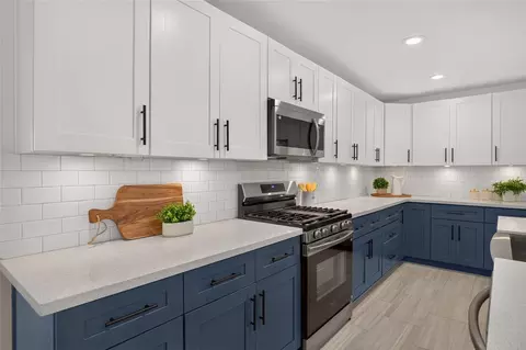Kitchen - 8002 Lichen Ln, Spring, TX 77379 photo 4 of 4