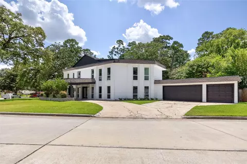 Exterior - 8002 Lichen Ln, Spring, TX 77379 photo 3 of 11