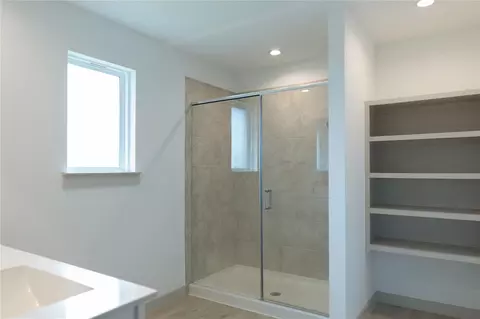 Bath - 30002 Ousel Falls Ln, Katy, TX 77494 photo 2 of 2