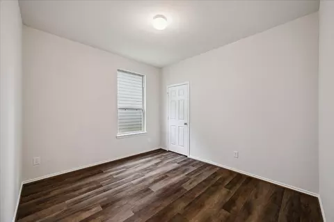 Bedroom - 4275 Pine Still Rd, Conroe, TX 77304 photo 4 of 5
