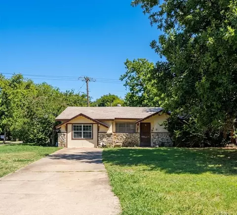 2701 Plaza St, Arlington, TX 76010