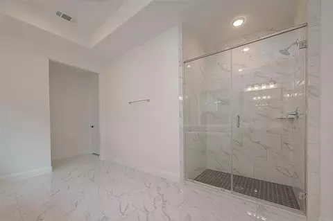Bath - 28212 Cedar Peak Dr, Spring, TX 77386 photo 4 of 8