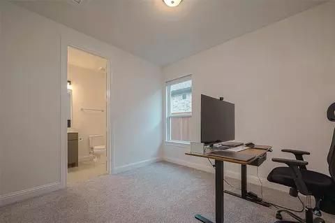 Bedroom - 28212 Cedar Peak Dr, Spring, TX 77386 photo 4 of 7