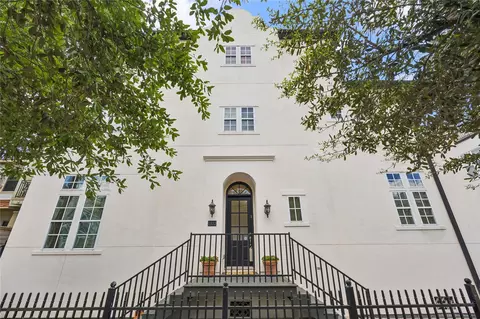 1512 W 23rd St, Houston, TX 77008