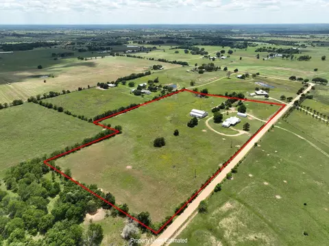 5134 Brune Rd, New Ulm, TX 78950
