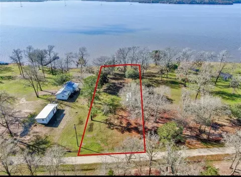 207 Creek Rd, Trinity, TX 75862 photo 9