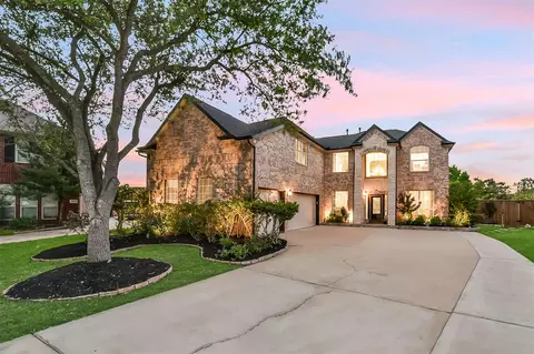 2103 Winebrook Ct, Pearland, TX 77584