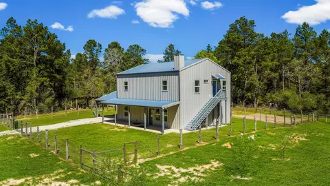 646 County Road 2100 N, Crockett, TX 75835