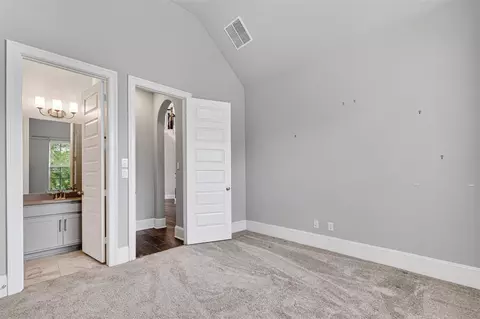 Bedroom - 3919 Pinecrest Peak Dr, Spring, TX 77386 photo 6 of 6
