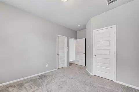 Bedroom - 3919 Pinecrest Peak Dr, Spring, TX 77386 photo 2 of 6