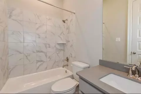 Bath - 3919 Pinecrest Peak Dr, Spring, TX 77386 photo 1 of 8