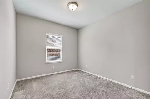 Bedroom - 3919 Pinecrest Peak Dr, Spring, TX 77386 photo 4 of 6