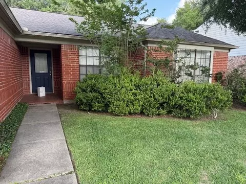 15003 Waybridge Dr, Houston, TX 77062