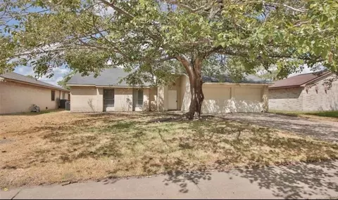 13402 Oak Ledge Dr, Houston, TX 77065 photo 1